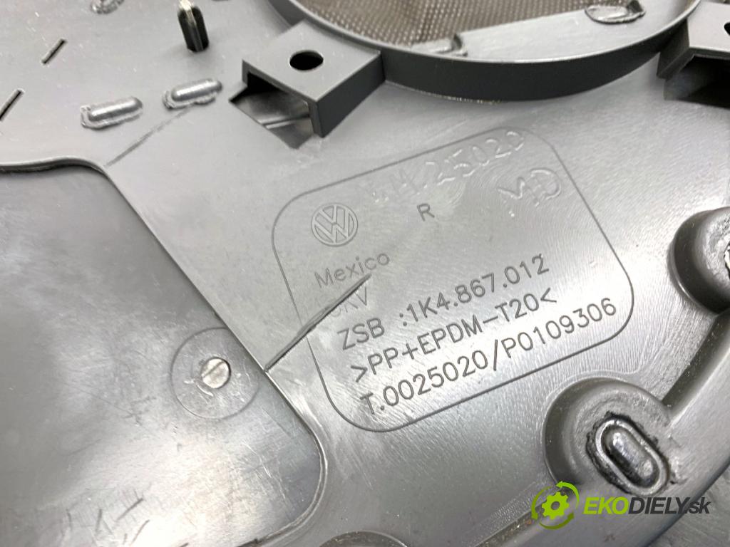 VW GOLF V Kombi 2008 77 kW 1.9 TDI 1896 čalúnenie Dvere pravy predný