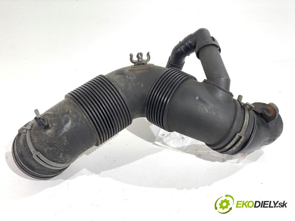 VW GOLF V Kombi 2008 77 kW 1.9 TDI 1896 Rúra vzduchu 3C0129654M