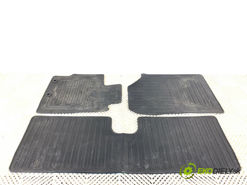 TOYOTA YARIS III liftback 2019 82 kW 1.5 (NSP131_) 1496 kobereček PRYŽ: 58510-YYL60