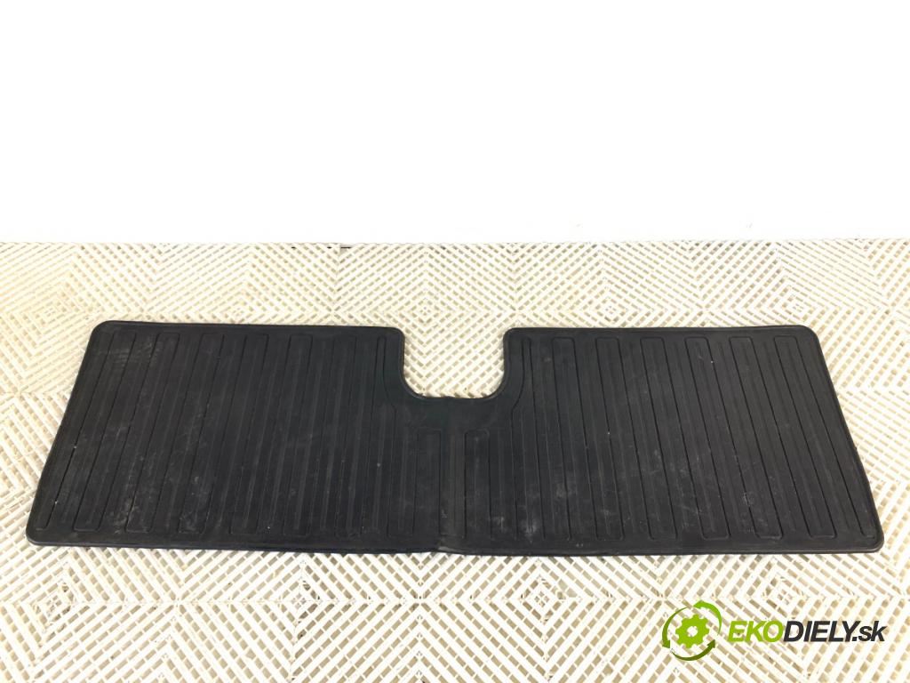 TOYOTA YARIS III liftback 2019 82 kW 1.5 (NSP131_) 1496 kobereček PRYŽ: 58510-YYL60