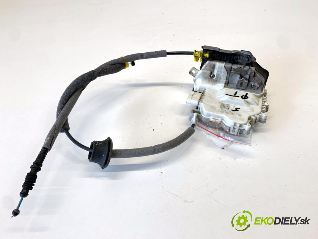 AUDI A4 B9 Kombi 2018 140 kW 2.0 TDI quattro 1968 zámok Dvere pravy zad 8X0839016E