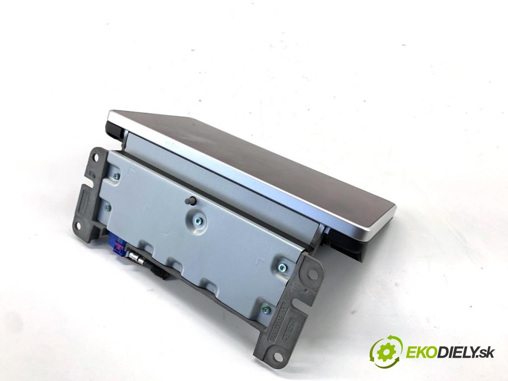 AUDI A4 B9 Kombi 2018 140 kW 2.0 TDI quattro 1968 Dislpej 8W1919605 (Prístrojová doska)