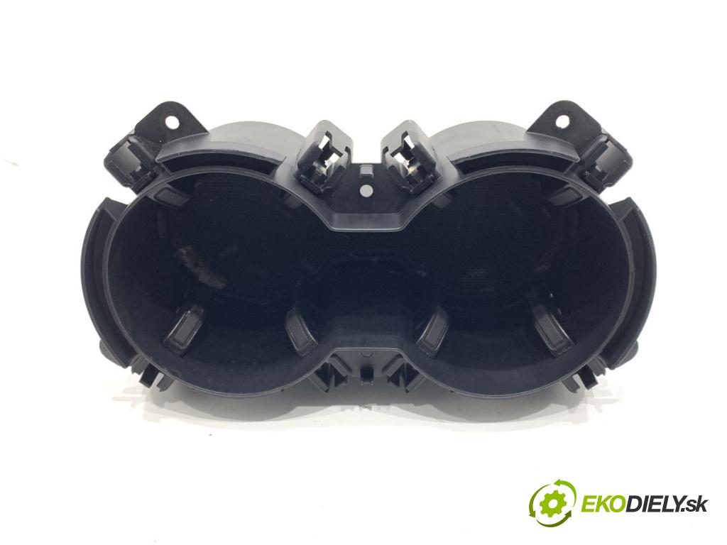 AUDI A4 B9 Kombi 2018 140 kW 2.0 TDI quattro 1968 Držiak na nápoje 8W0862533 (Držiak (úchyt) na nápoje)