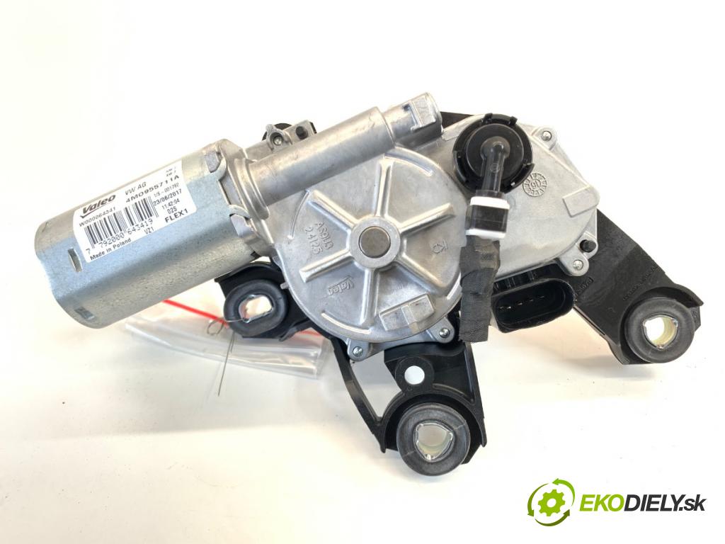 AUDI A4 B9 Kombi 2018 140 kW 2.0 TDI quattro 1968 Motor stieračov zad 4M0955711A