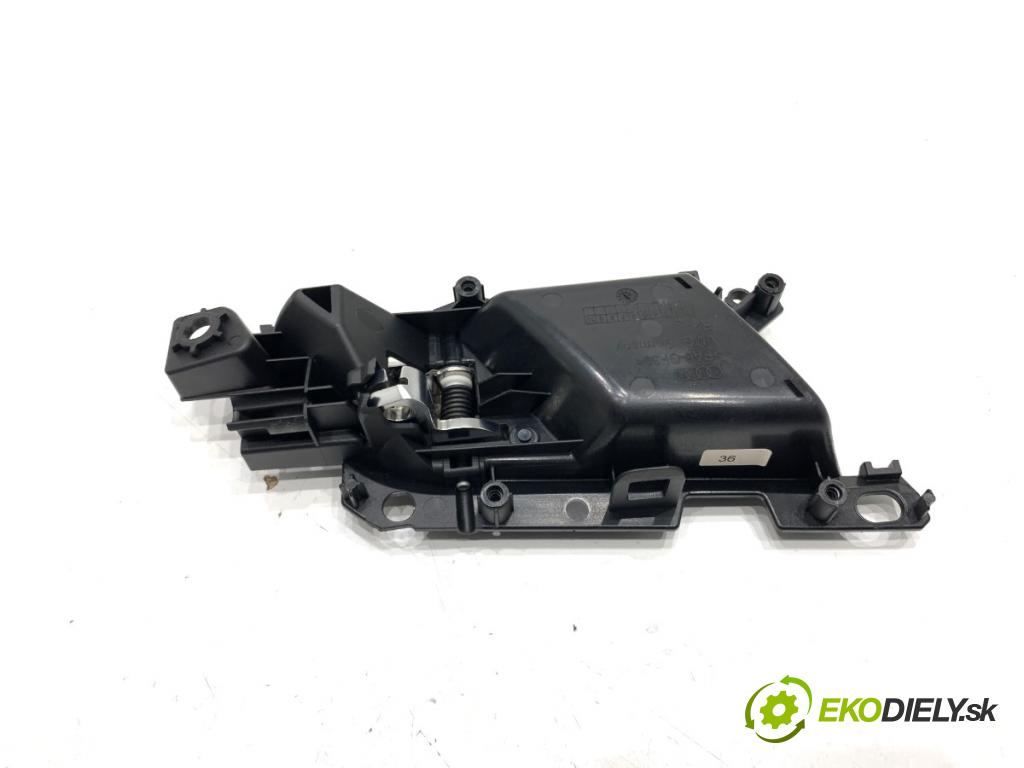 AUDI A4 B9 Kombi 2018 140 kW 2.0 TDI quattro 1968 Kľučka vnútorná pravy predný