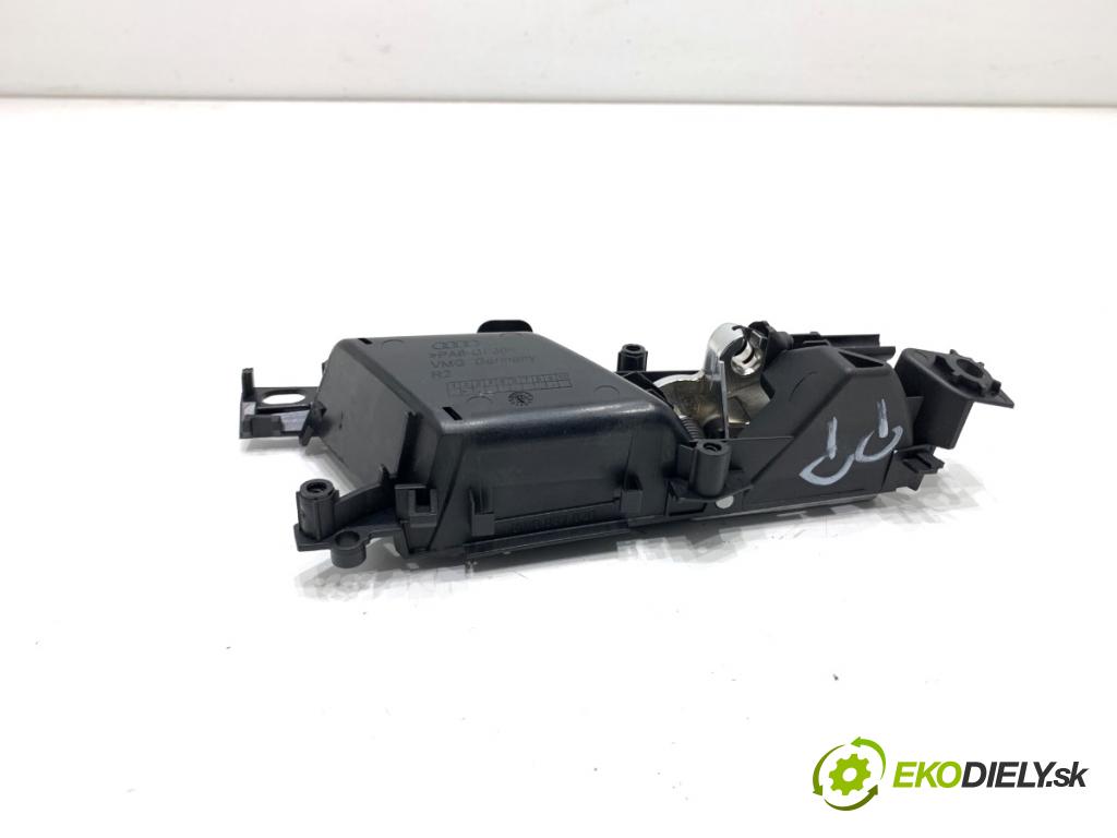 AUDI A4 B9 Kombi 2018 140 kW 2.0 TDI quattro 1968 Kľučka vnútorná pravy predný