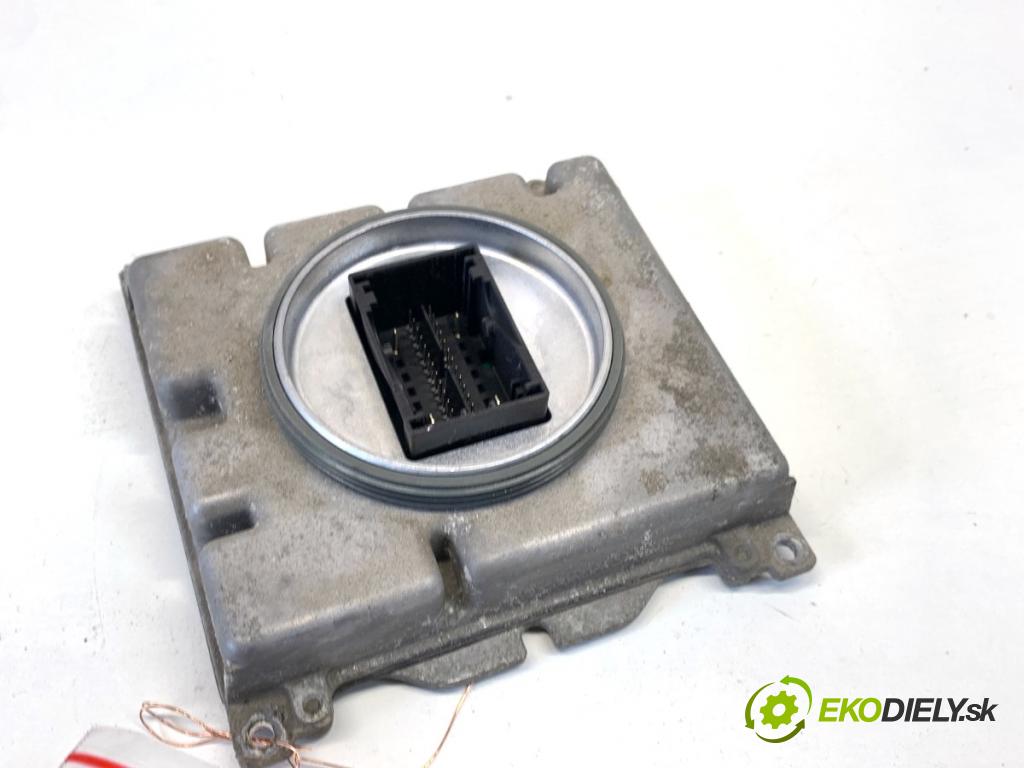 AUDI A4 B9 Kombi 2018 140 kW 2.0 TDI quattro 1968 měnič XENON 7PP941572AB (Řídící jednotka xenonu)