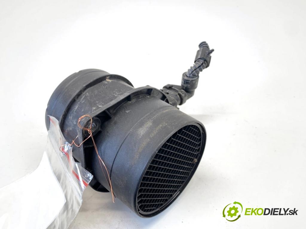 AUDI A4 B9 Kombi 2018 140 kW 2.0 TDI quattro 1968 váha vzduchu 03L906461A (Snímač hmotnosti vzduchu)