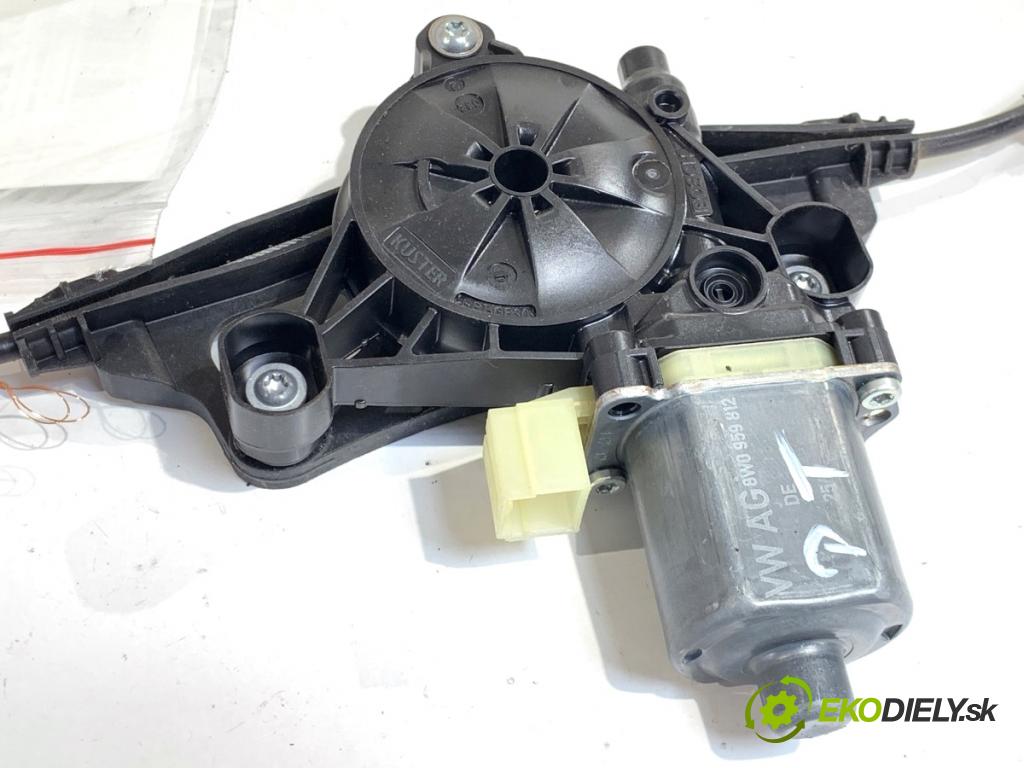 AUDI A4 B9 Kombi 2018 140 kW 2.0 TDI quattro 1968 mechanismus okna pravý zadní část 8W0839462