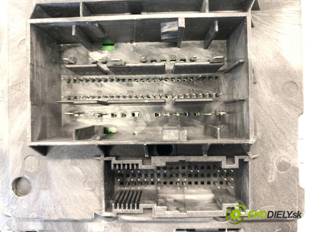 AUDI A4 B9 Kombi 2018 140 kW 2.0 TDI quattro 1968 Modul komfortu 8W0907063CG (Modul komfortu)