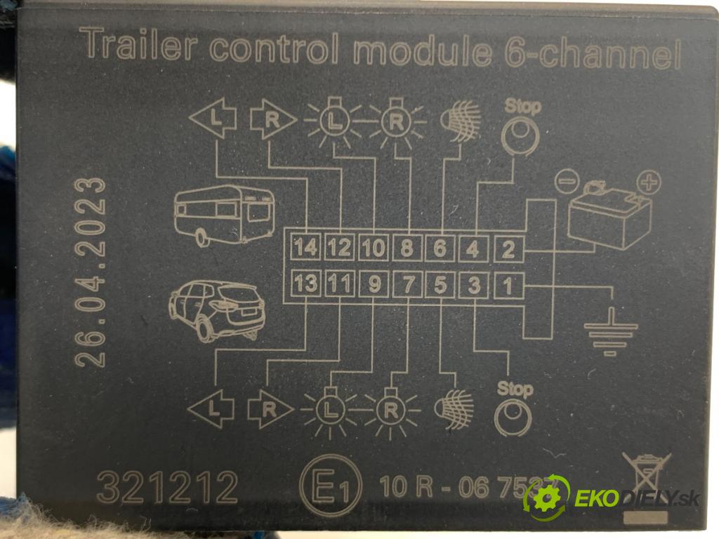 AUDI A4 B9 Kombi 2018 140 kW 2.0 TDI quattro 1968 modul tažného oka 321212 (Řídící jednotka ostatní)