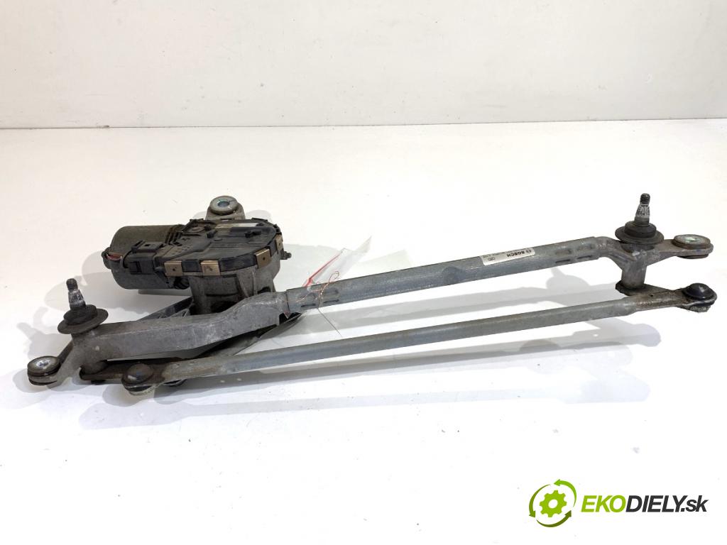 AUDI A4 B9 Kombi 2018 140 kW 2.0 TDI quattro 1968 Mechanizmus stieračov predný 8W1955119 (Motorček stieračov predný)