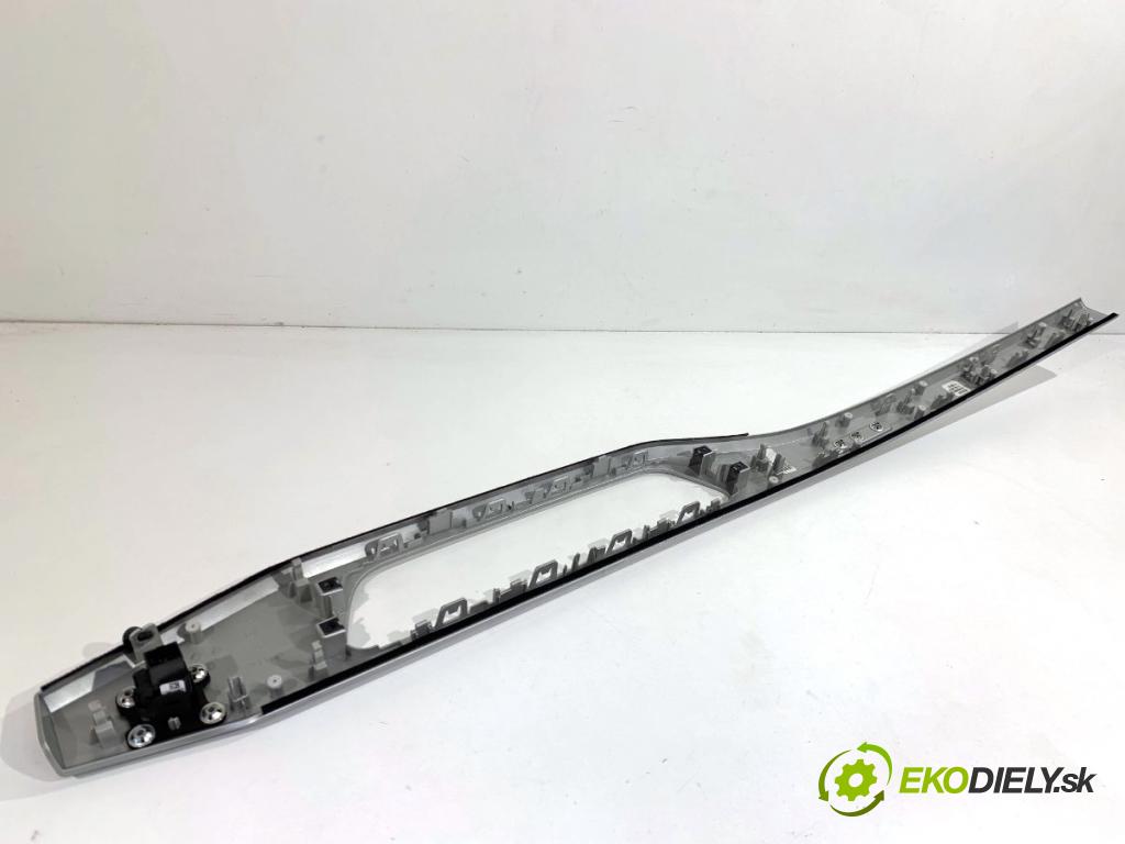 AUDI A4 B9 Kombi 2018 140 kW 2.0 TDI quattro 1968 lišty kryt 8W1853190A 8W1853189N (Lišta)