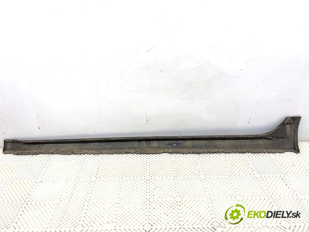 AUDI A4 B9 Kombi 2018 140 kW 2.0 TDI quattro 1968 Lišta prahová pravy 8W9853856E