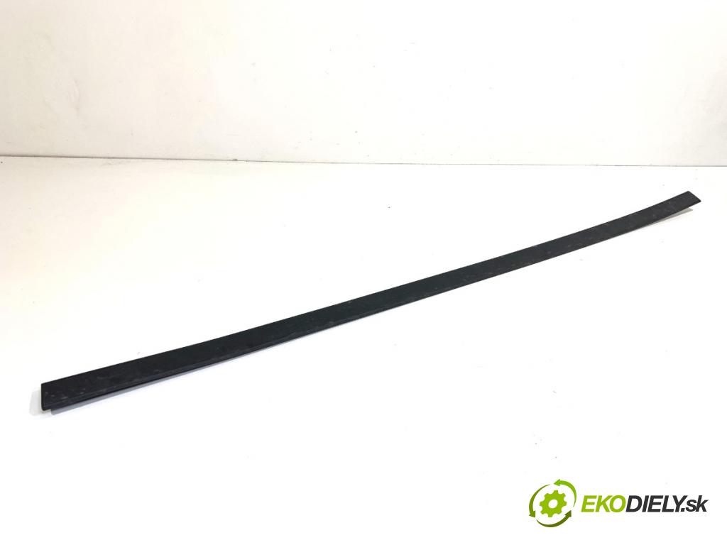 AUDI A4 B9 Kombi 2018 140 kW 2.0 TDI quattro 1968 lišta dveře pravý přední část 8W9853960