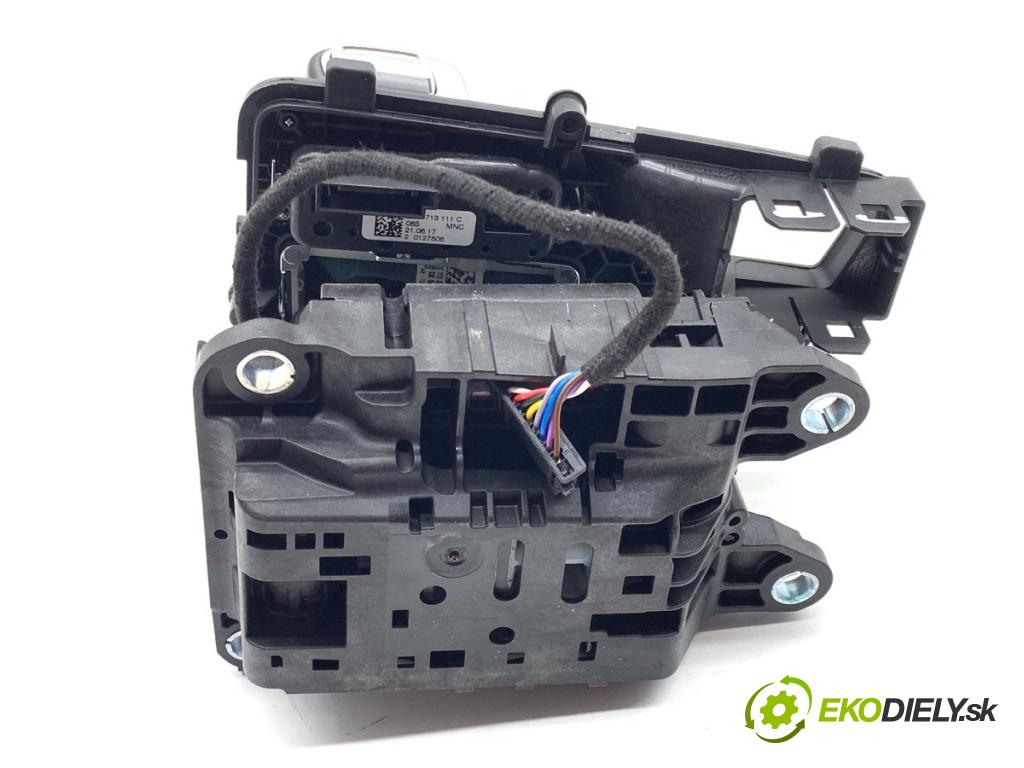 AUDI A4 B9 Kombi 2018 140 kW 2.0 TDI quattro 1968 kulisa 8W1713041G (Řadicí páka (kulisa) )