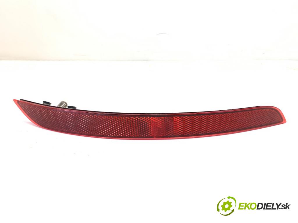 AUDI A4 B9 Kombi 2018 140 kW 2.0 TDI quattro 1968 Svetlo nárazníka pravy zad 8W9945106A