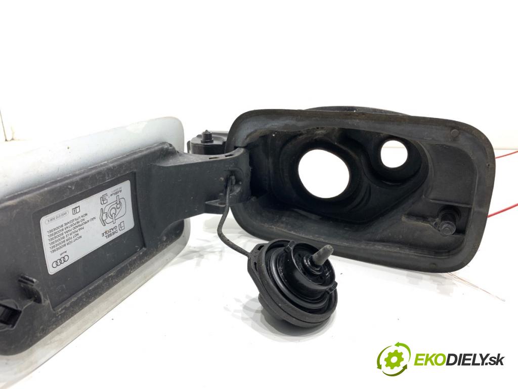 AUDI A4 B9 Kombi 2018 140 kW 2.0 TDI quattro 1968 Dvierka nádrže paliva 8W0809906A (Kľučka dverí ostatné)