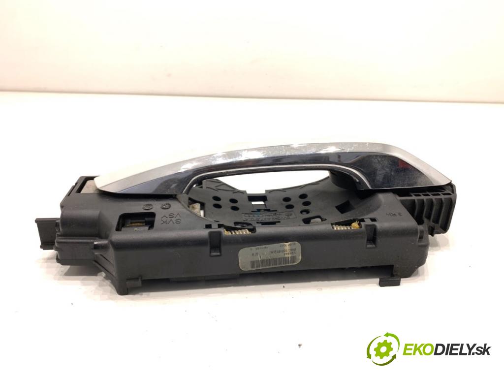 AUDI A4 B9 Kombi 2018 140 kW 2.0 TDI quattro 1968 Kľučka vonkajšia pravy predný 8W0837812A