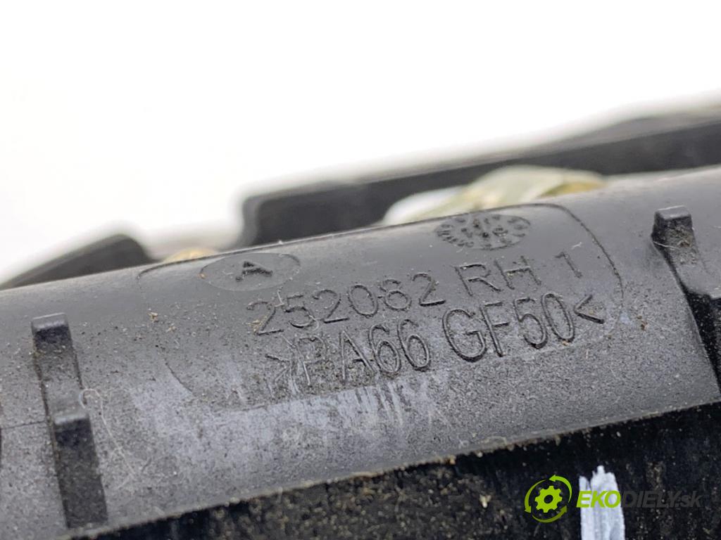 AUDI A4 B9 Kombi 2018 140 kW 2.0 TDI quattro 1968 Kľučka vonkajšia pravy zad 8W0837812A