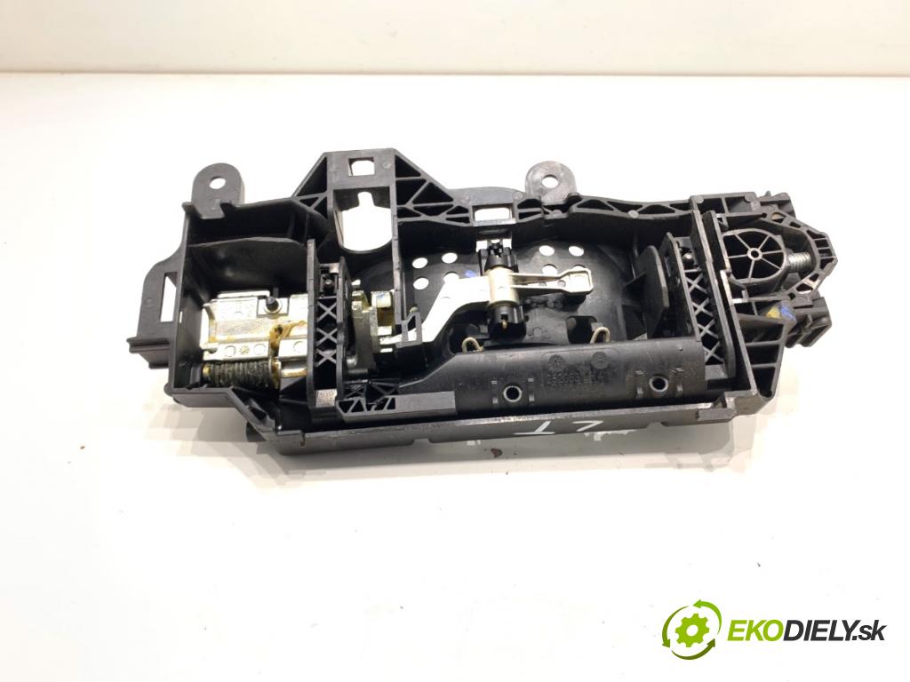 AUDI A4 B9 Kombi 2018 140 kW 2.0 TDI quattro 1968 Kľučka vonkajšia ľavy zad