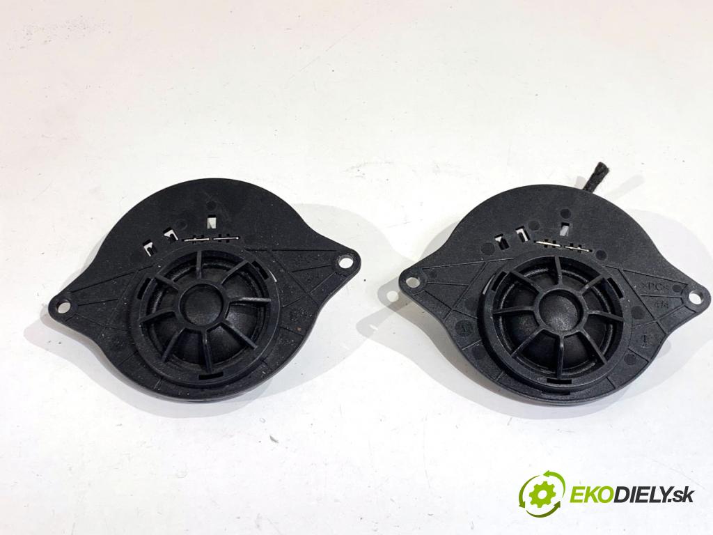 AUDI A4 B9 Kombi 2018 140 kW 2.0 TDI quattro 1968 reproduktory 8W5035411 8W5035399