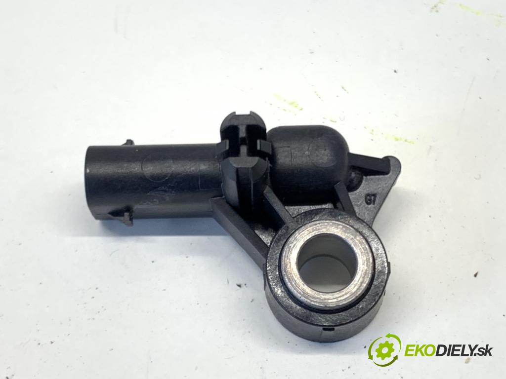 AUDI A4 B9 Kombi 2018 140 kW 2.0 TDI quattro 1968 Snímač nárazu 4M0959643 (Snímač nárazu)