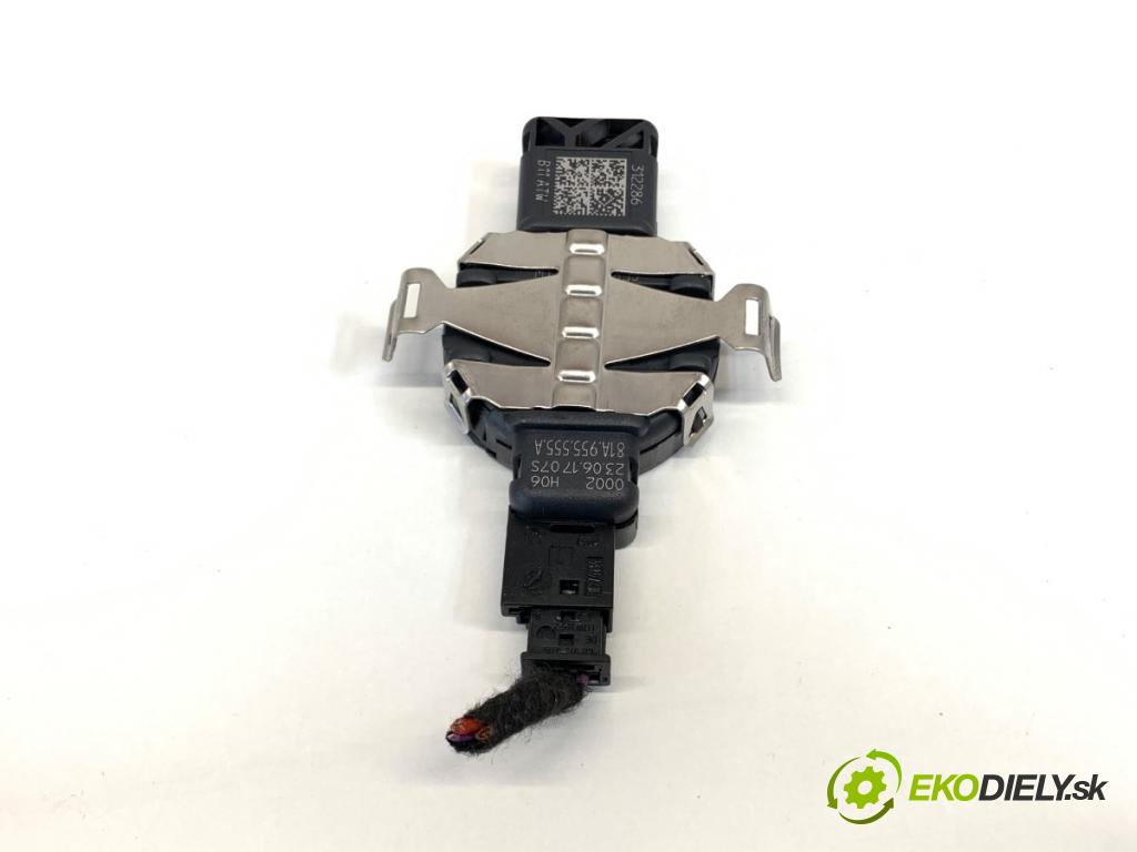 AUDI A4 B9 Kombi 2018 140 kW 2.0 TDI quattro 1968 snímač deště 81A955555A (Snímač deště)