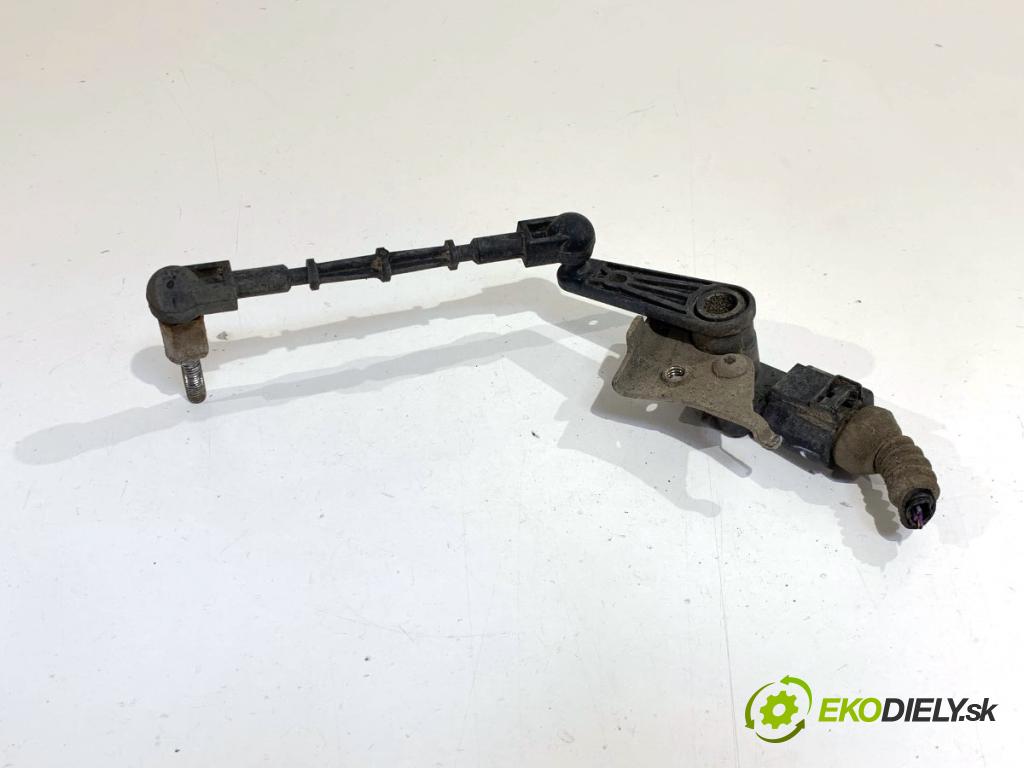 AUDI A4 B9 Kombi 2018 140 kW 2.0 TDI quattro 1968 Snímač XENON zad ľavy 4M0907503