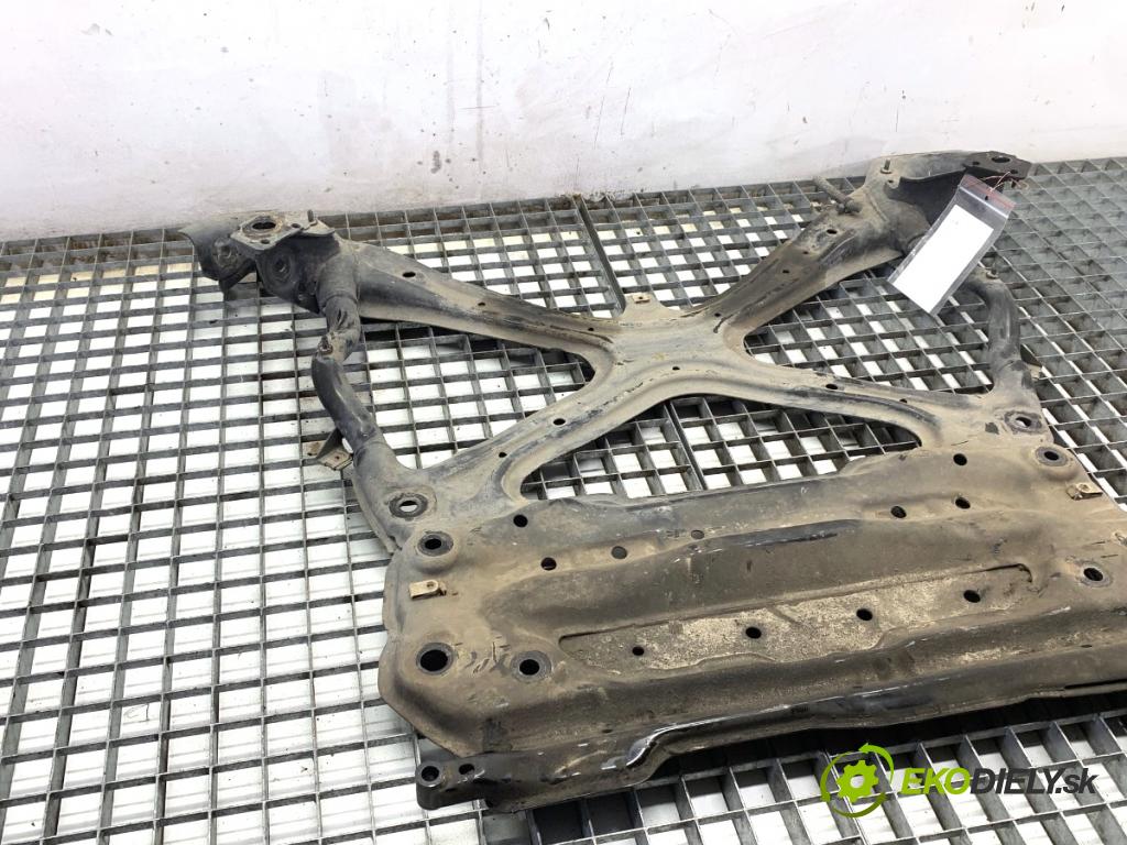 AUDI A4 B9 Kombi 2018 140 kW 2.0 TDI quattro 1968 Výstuha pod Motor  (Výstuha predná)