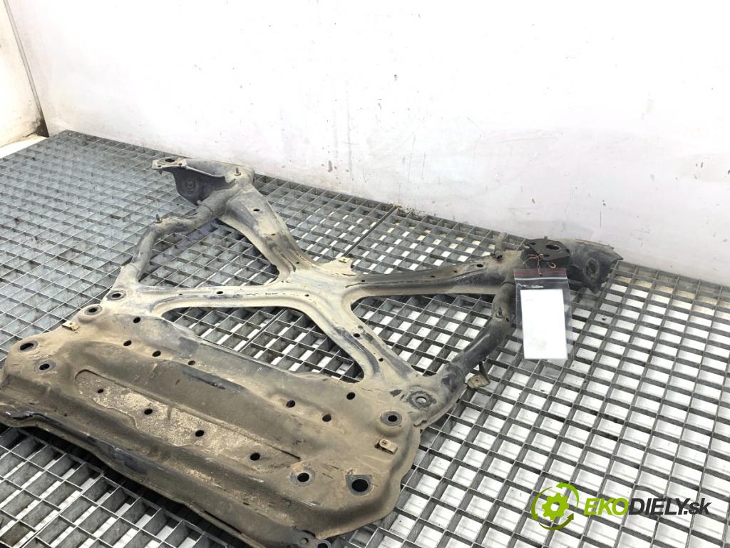 AUDI A4 B9 Kombi 2018 140 kW 2.0 TDI quattro 1968 Výstuha pod Motor  (Výstuha predná)