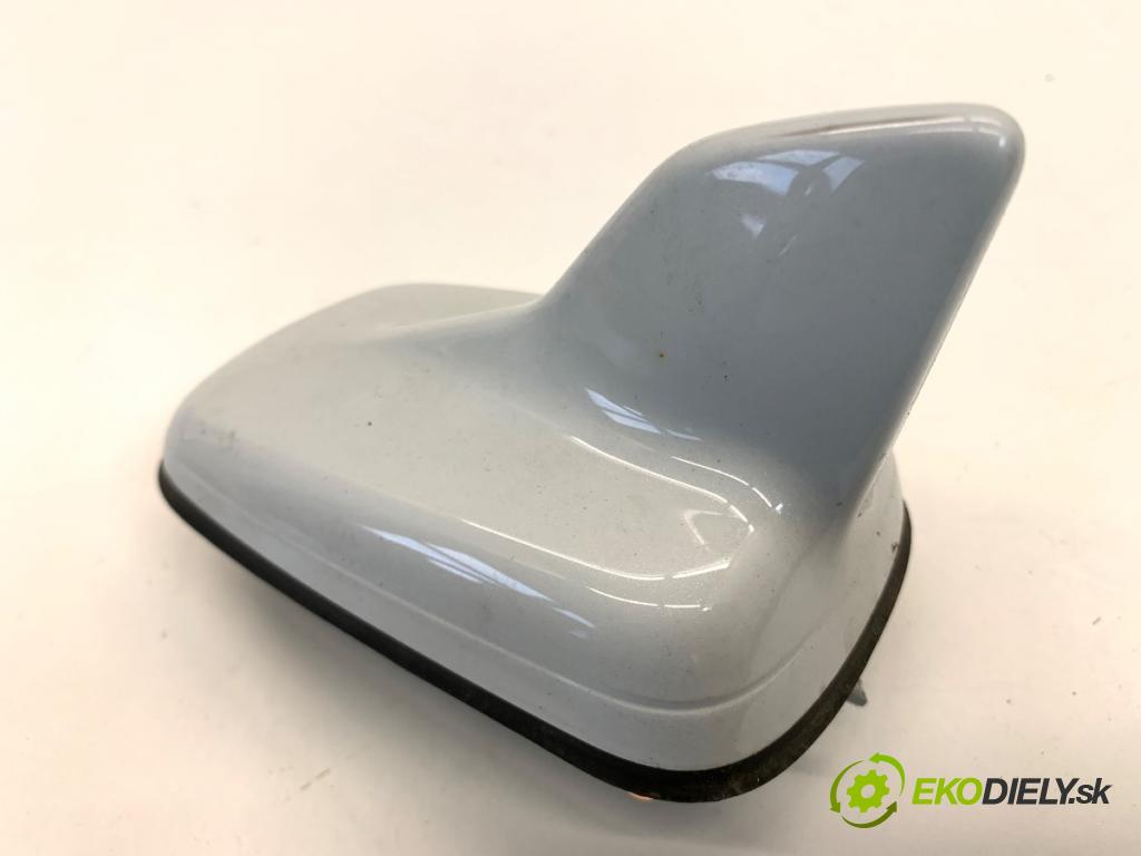 AUDI A4 B9 Kombi 2018 140 kW 2.0 TDI quattro 1968 ANTENA 4M0035503K