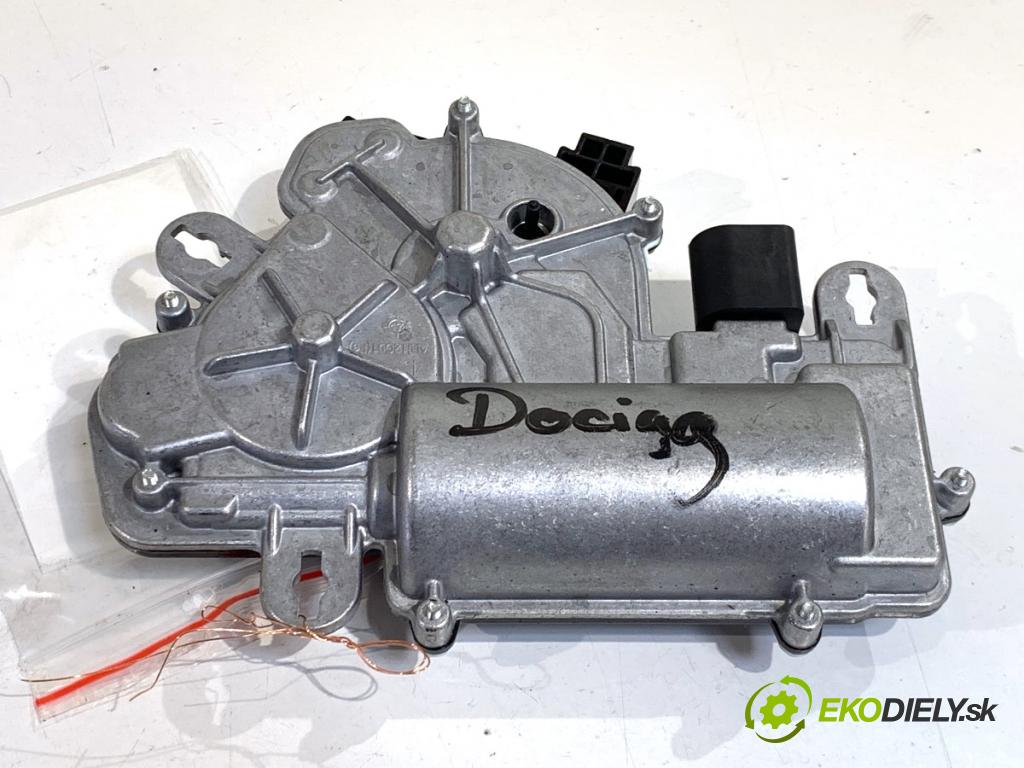 AUDI A4 B9 Kombi 2018 140 kW 2.0 TDI quattro 1968 doťah dverí zad 3V5827887C