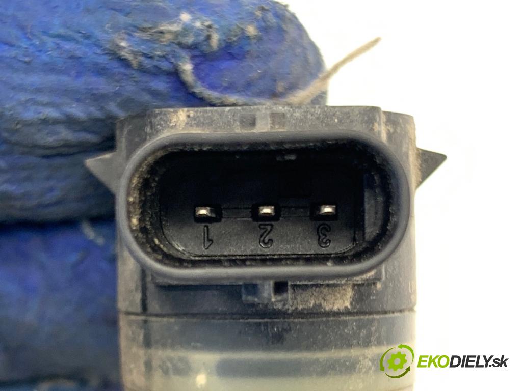 AUDI A4 B9 Kombi 2018 140 kW 2.0 TDI quattro 1968 Snímač PDC 5Q0919275B