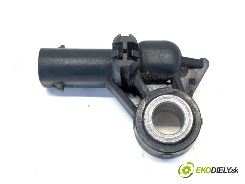 AUDI A4 B9 Kombi 2018 140 kW 2.0 TDI quattro 1968 Snímač nárazu 4M0959651 (Snímač nárazu)