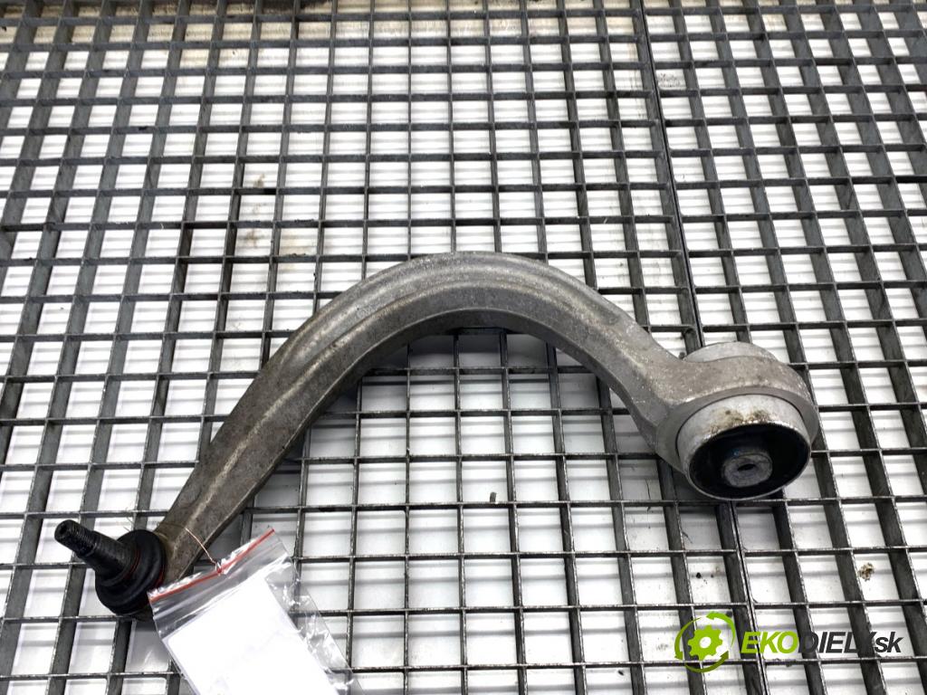 AUDI A4 B9 Kombi 2018 140 kW 2.0 TDI quattro 1968 Rameno pravy predný 