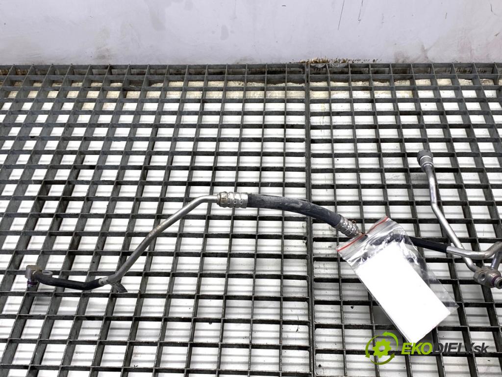 AUDI A4 B9 Kombi 2018 140 kW 2.0 TDI quattro 1968 rúrka klimatizácie 8W1816720 (Rúrka klimatizácie)