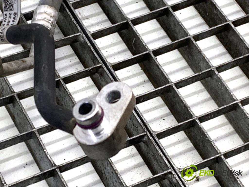 AUDI A4 B9 Kombi 2018 140 kW 2.0 TDI quattro 1968 rúrka klimatizácie 8W1816720 (Rúrka klimatizácie)