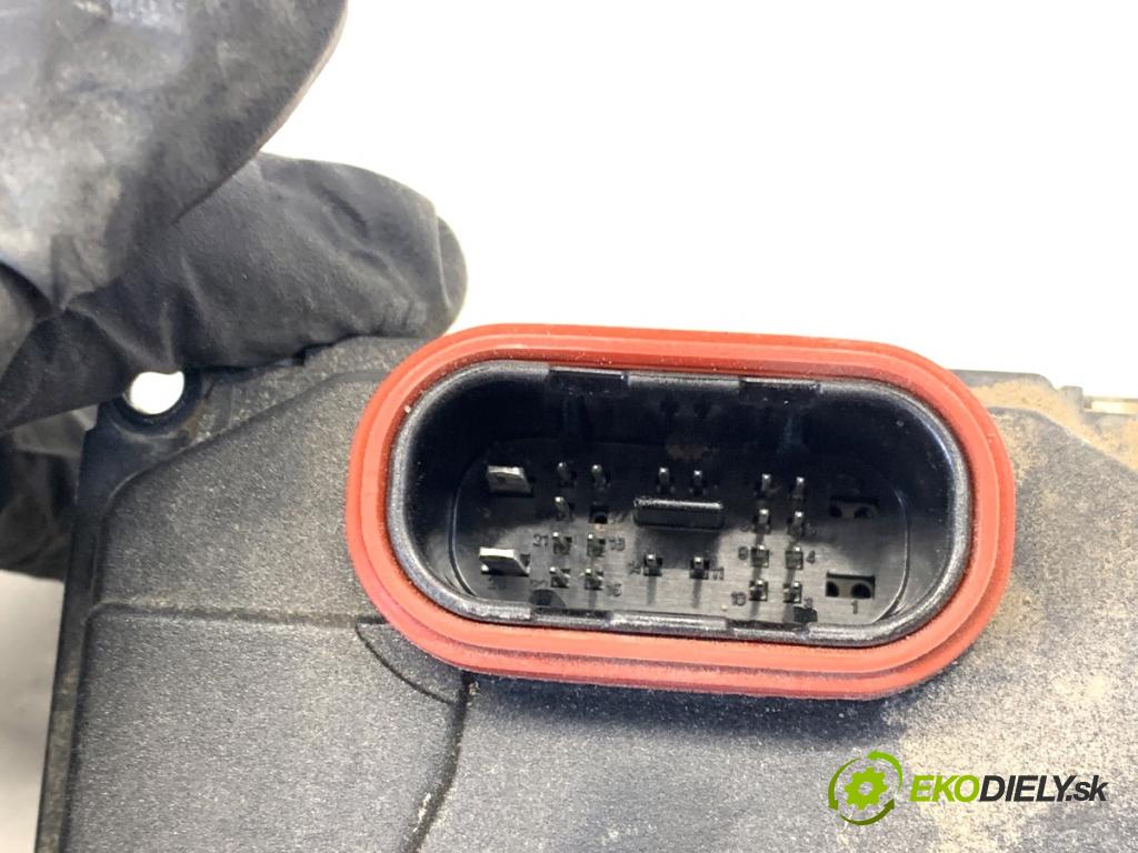 AUDI A4 B9 Kombi 2018 140 kW 2.0 TDI quattro 1968 Menič XENON 4M0907397AC (Riadiaca jednotka xenónu)