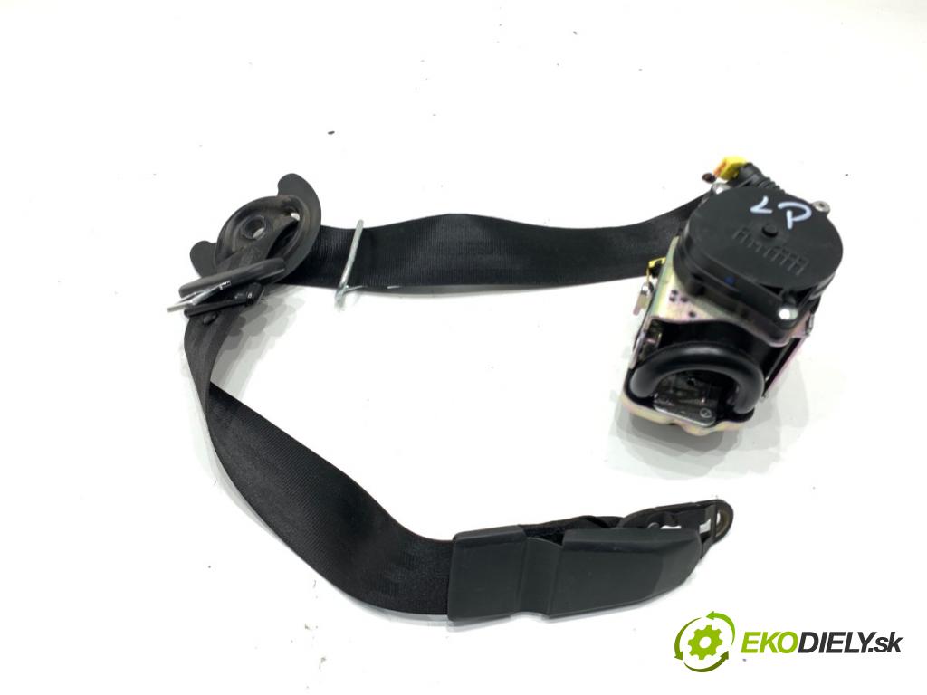 AUDI A4 B9 Kombi 2018 140 kW 2.0 TDI quattro 1968 držák bezpečnost levý přední část 635372600