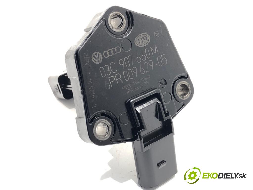 VW TRANSPORTER T5 Autobus 2014 75 kW 1.9 TDI 1896 snímač hladiny oleje 03C907660M (Snímač)