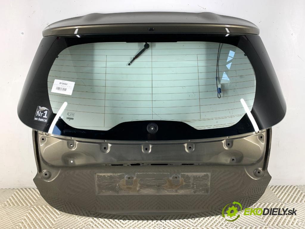 TOYOTA YARIS IV liftback 2022 92 kW 1.5 (MXPA11) 1490 kapota zad 