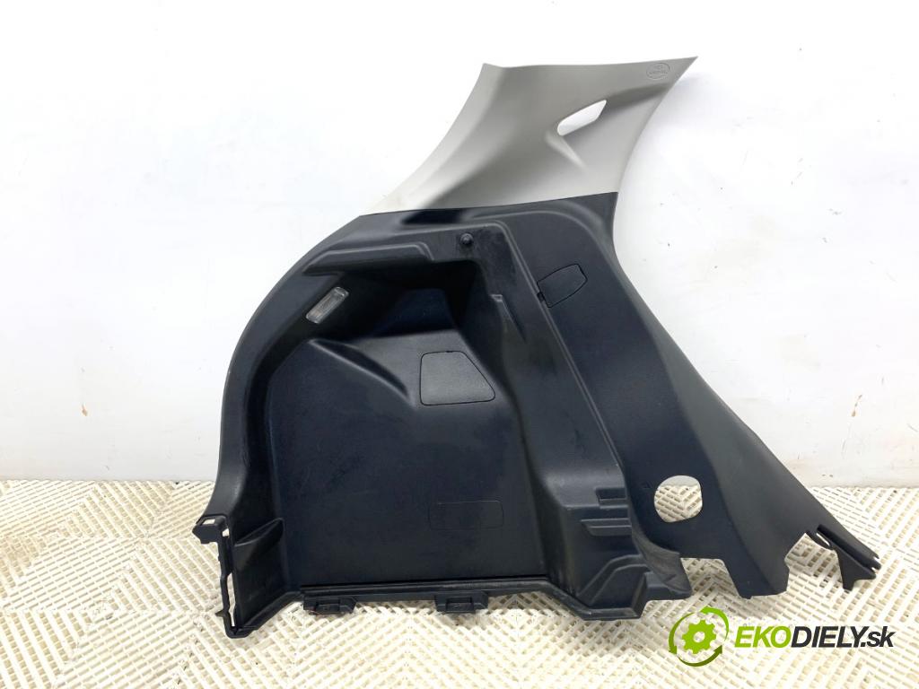 TOYOTA YARIS IV liftback 2022 92 kW 1.5 (MXPA11) 1490 čalúnenie kufra ľavy 