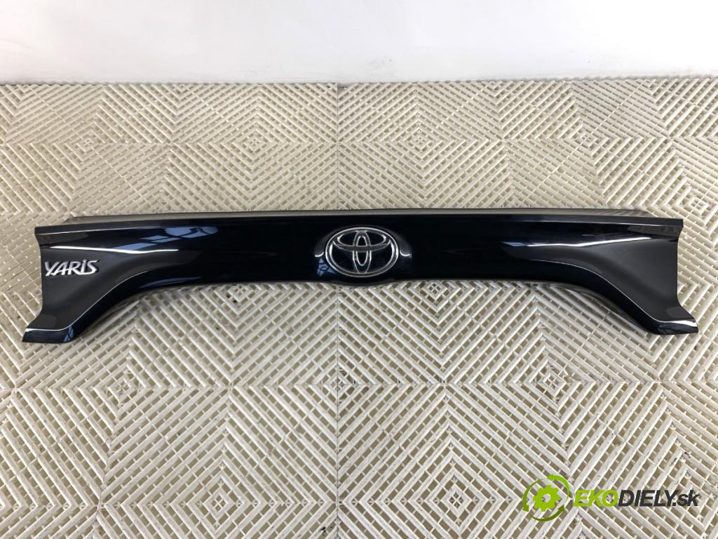 TOYOTA YARIS IV liftback 2022 92 kW 1.5 (MXPA11) 1490 Zadné čelo dverí zad 76801-K0010
