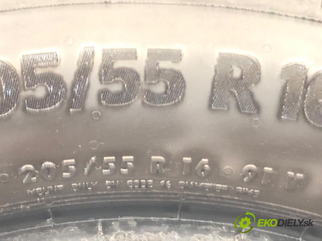 --- ---      PNEUMATIKA: 4X 205/55 18" CONTINENTAL