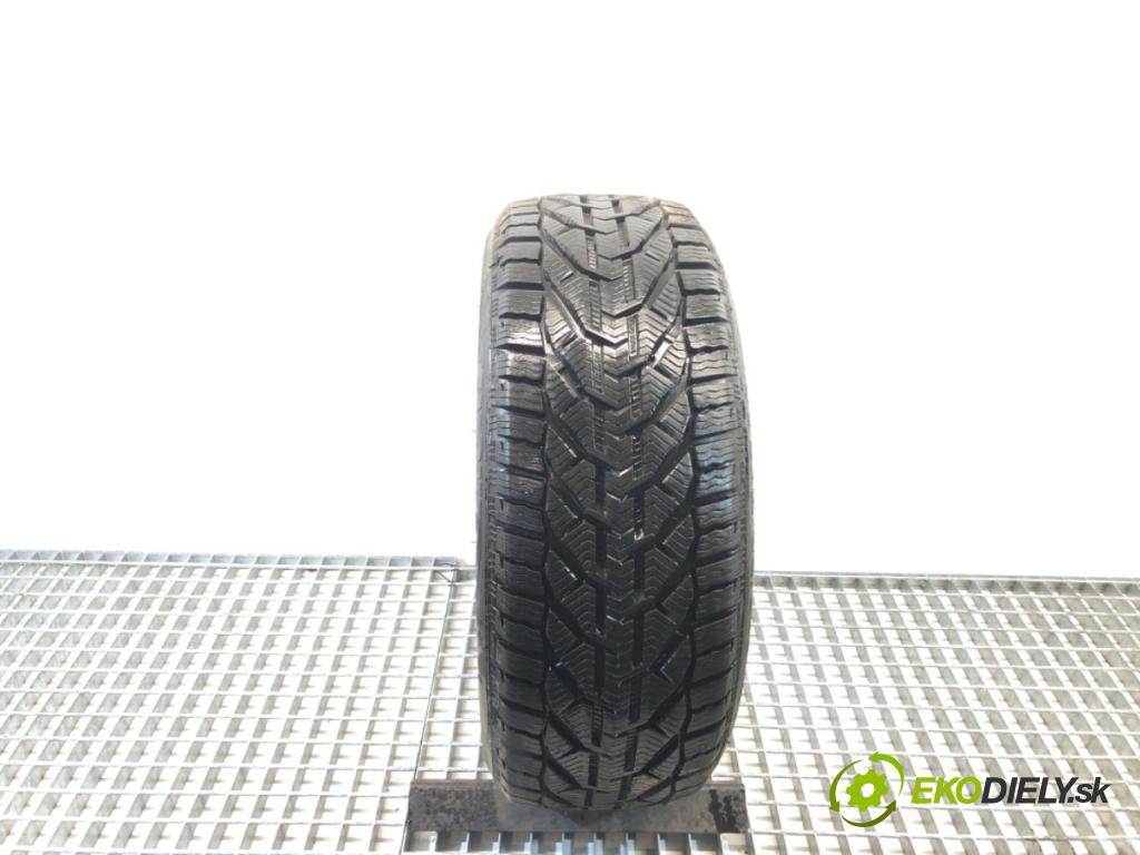 --- ---      PNEUMATIKA: zima 1X 215/50 17