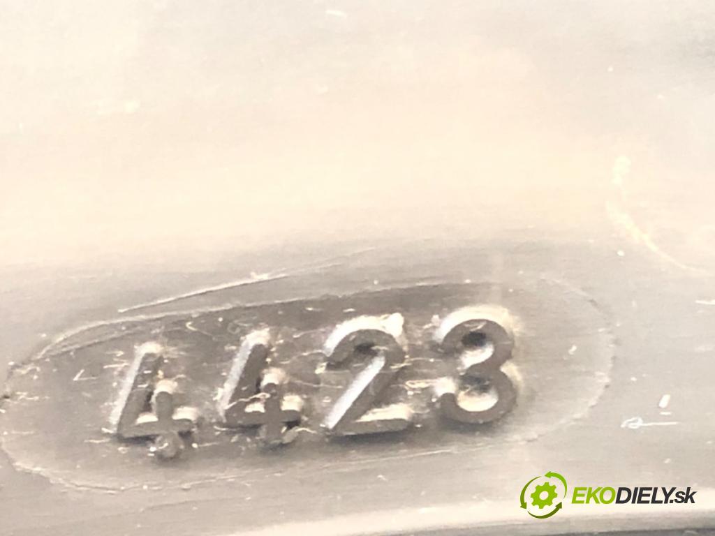 --- ---      PNEUMATIKA: 2X 195/55 15" FIREMAX: