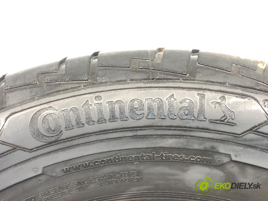 --- ---      PNEUMATIKY: PARA: VÍCENÁ SEZÓNA: 215/65 16" CONTINENTAL