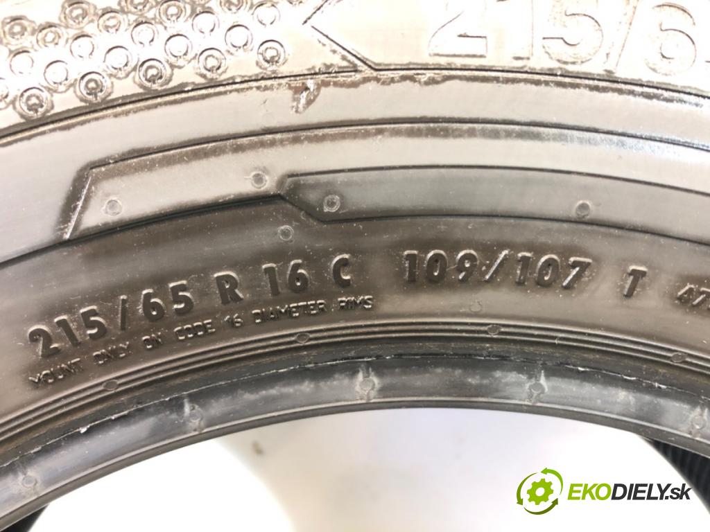 --- ---      PNEUMATIKY: PARA: VÍCENÁ SEZÓNA: 215/65 16" CONTINENTAL