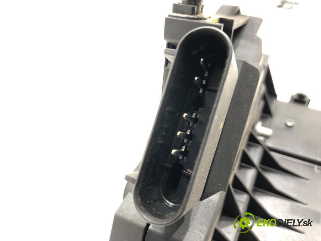 FORD TRANSIT COURIER nadwozie wielkoprzestrzenne (MPV) 2019 55 kW 1.5 TDCi 1499 zámok Dvere ľavy predný BM5A-A21813-AH